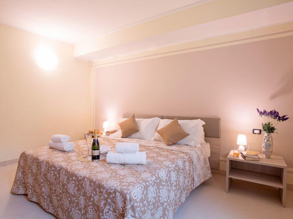 Ossuccio Grande C Home With Pool Sleeps 12 By Italian Apartments Комо Екстериор снимка