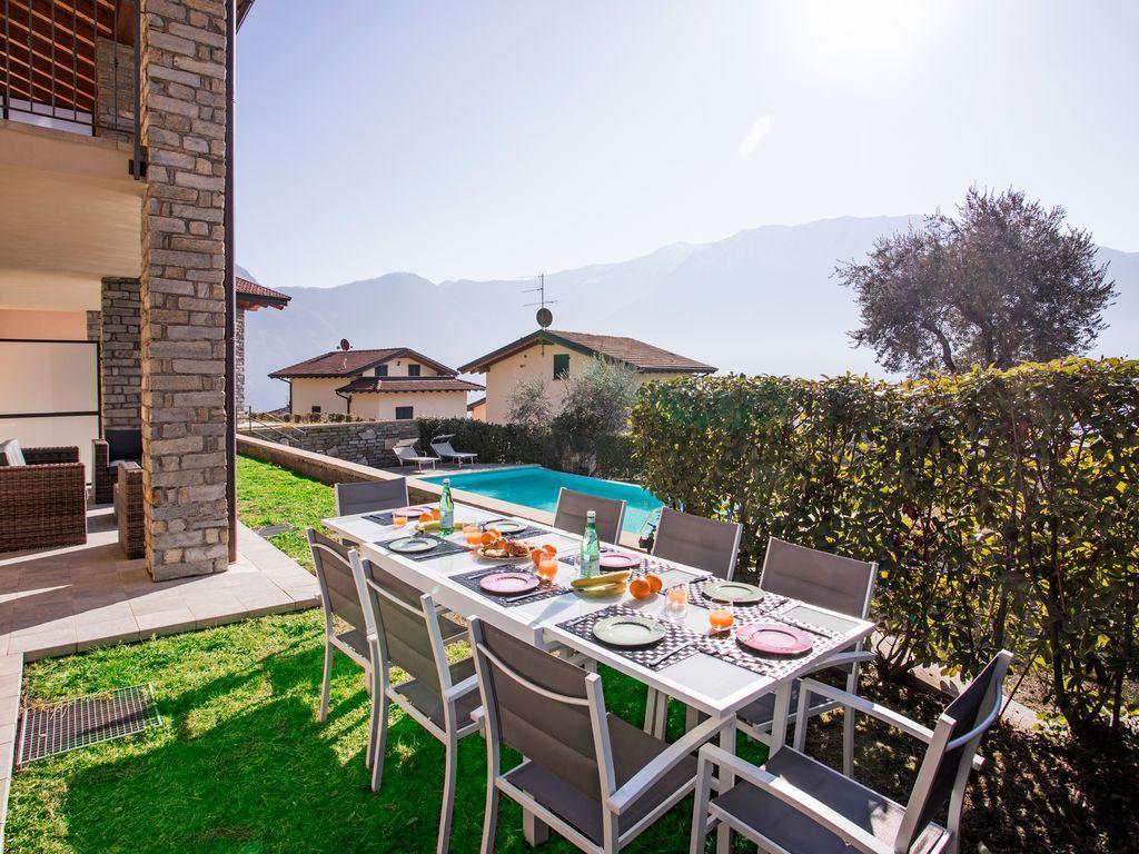 Ossuccio Grande C Home With Pool Sleeps 12 By Italian Apartments Комо Екстериор снимка